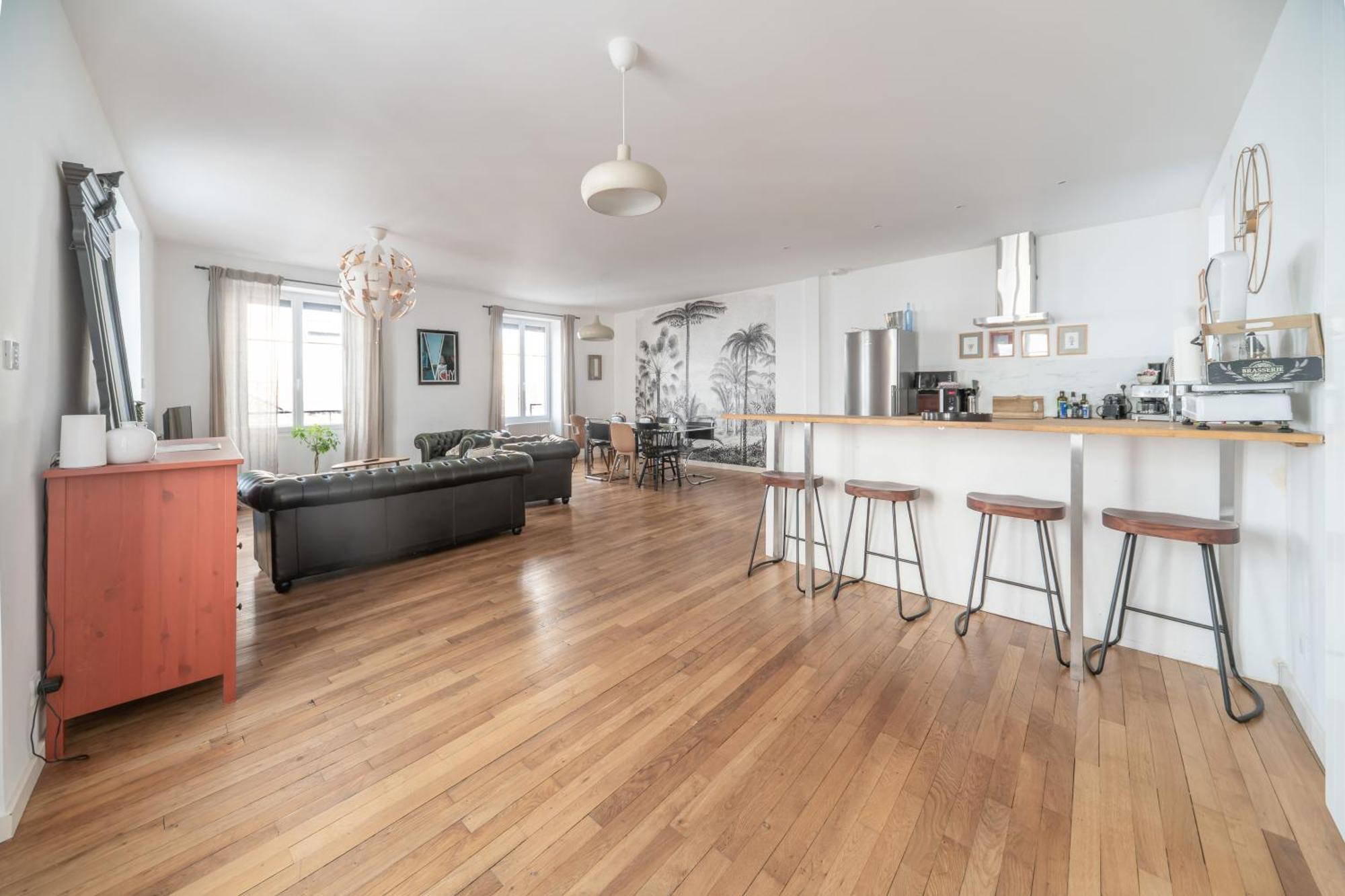Apartment Grande Maison - Maison Ou En Centre